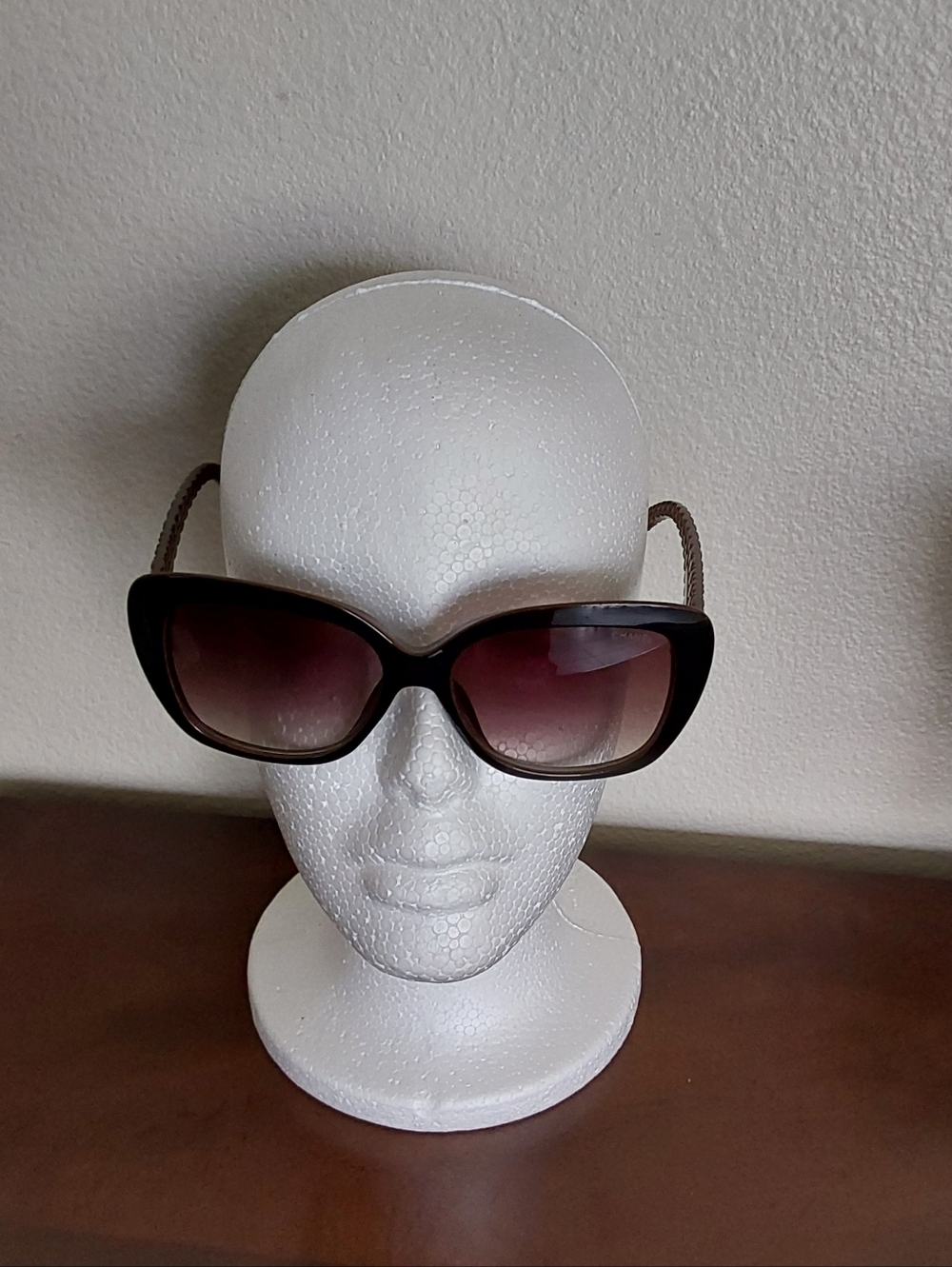 Authentic Chanel 9173 Quilted Brown & Gold CC Logo Women's Sunglasses 58-20-142 - Picture 10 of 10